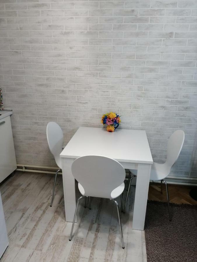 Apartman "Garden" Νόβι Σαντ Εξωτερικό φωτογραφία